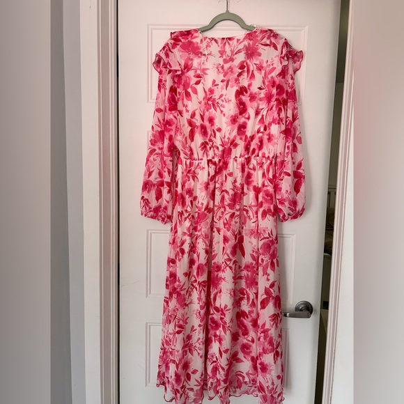 Pink Floral V-Neck Long Sleeve Midi Dress | Zara - Picture 6 of 7